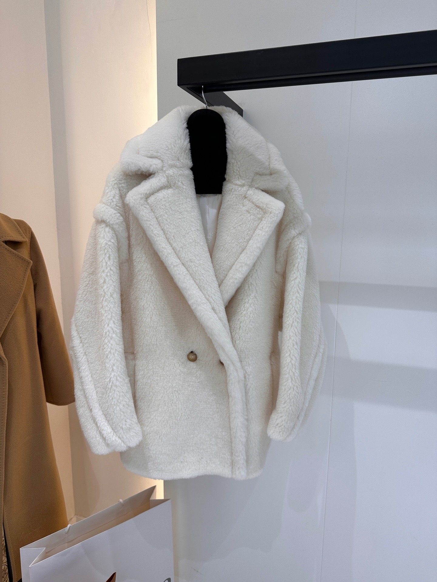 Max Short Teddy Bear Coat 62%  - Wool Coat Peacoat recensie en prijs